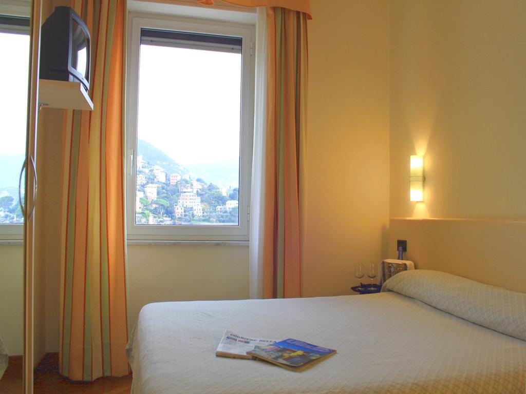 Hotel Elena Recco Exterior photo