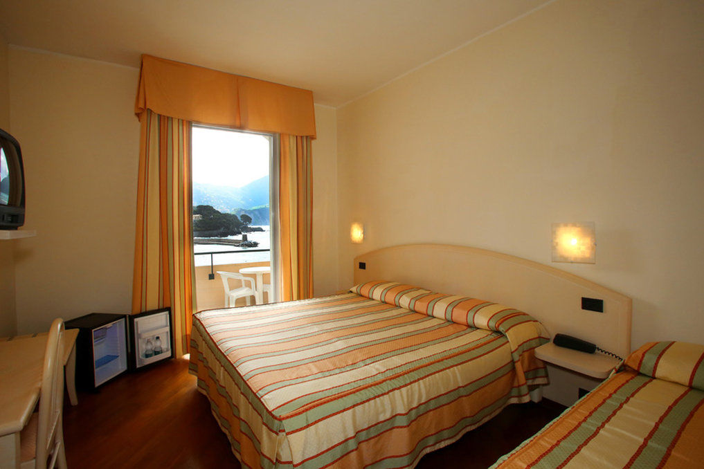 Hotel Elena Recco Exterior photo